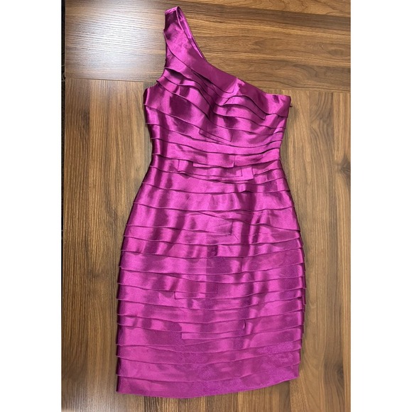 bebe‎ Womens Fuschia Hot Pink One Shoulder Tiered Bodycon Dress Size S - Picture 3 of 8
